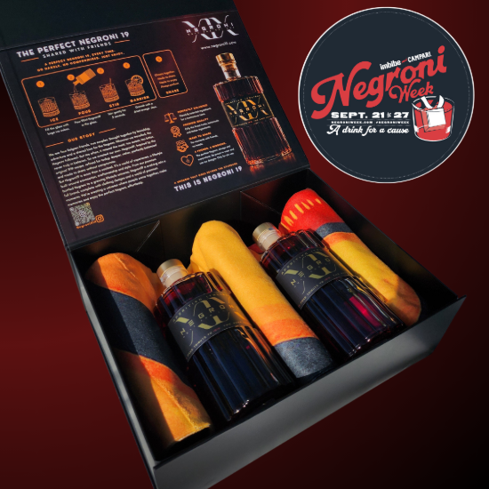 Afbeeldingen van NEGRONI WEEK BOX - 2 flessen + GRATIS strandhanddoek